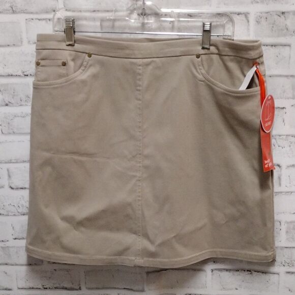 Hearts of palm skort - Picture 1 of 5